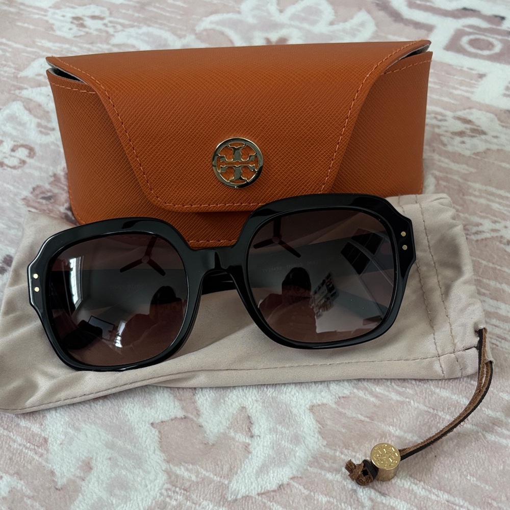 Tory Burch Black Sunglasses with Tan Case